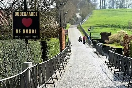 Petit Bonheur Tatil Evi Oudenaarde